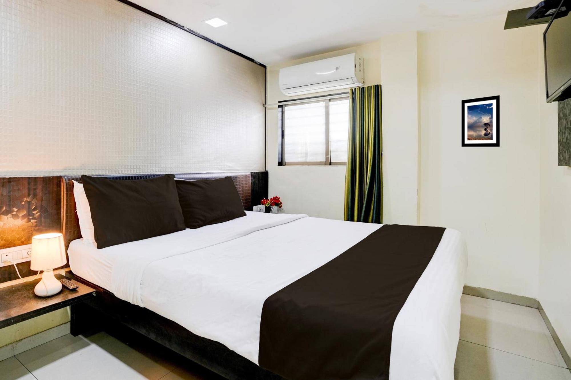 Hotel O Golden Sagar มุมไบ ภายนอก รูปภาพ