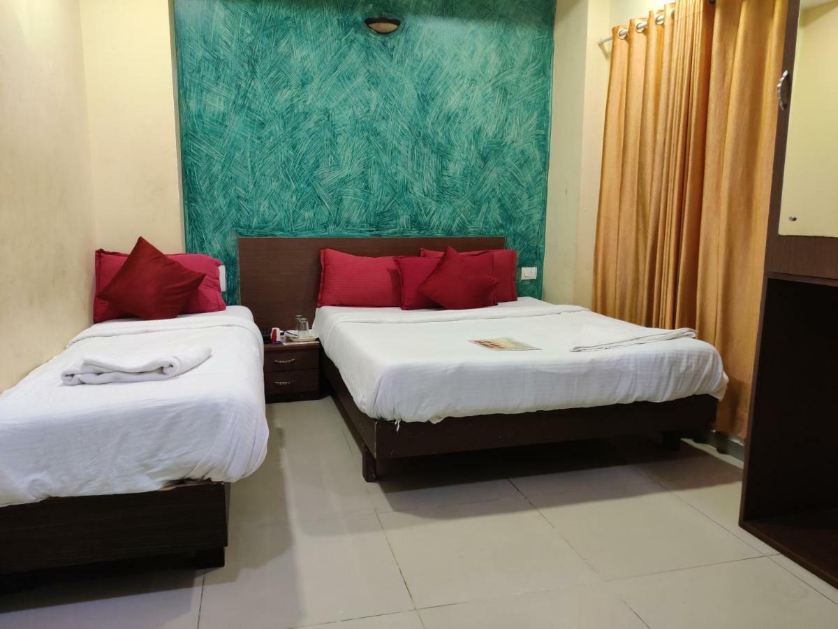Hotel O Golden Sagar มุมไบ ภายนอก รูปภาพ