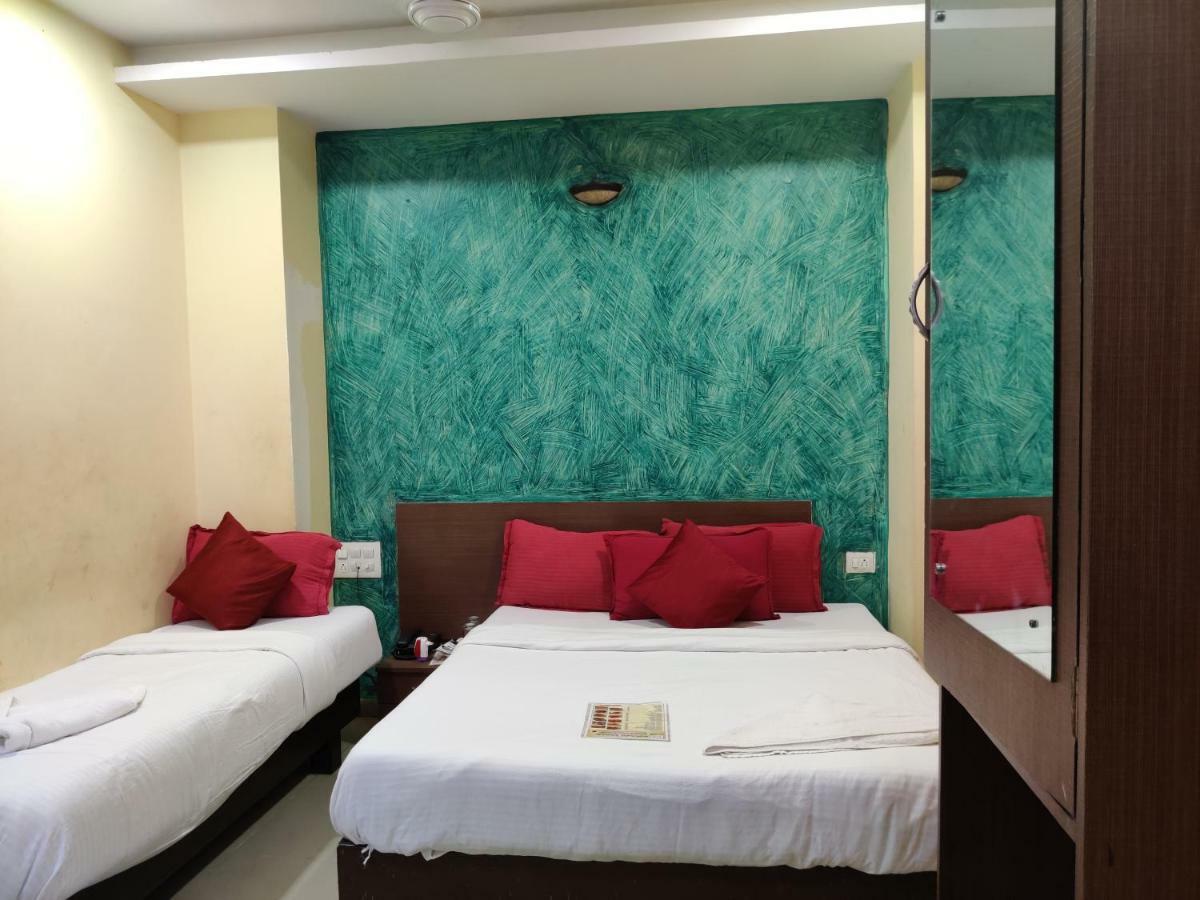 Hotel O Golden Sagar มุมไบ ภายนอก รูปภาพ