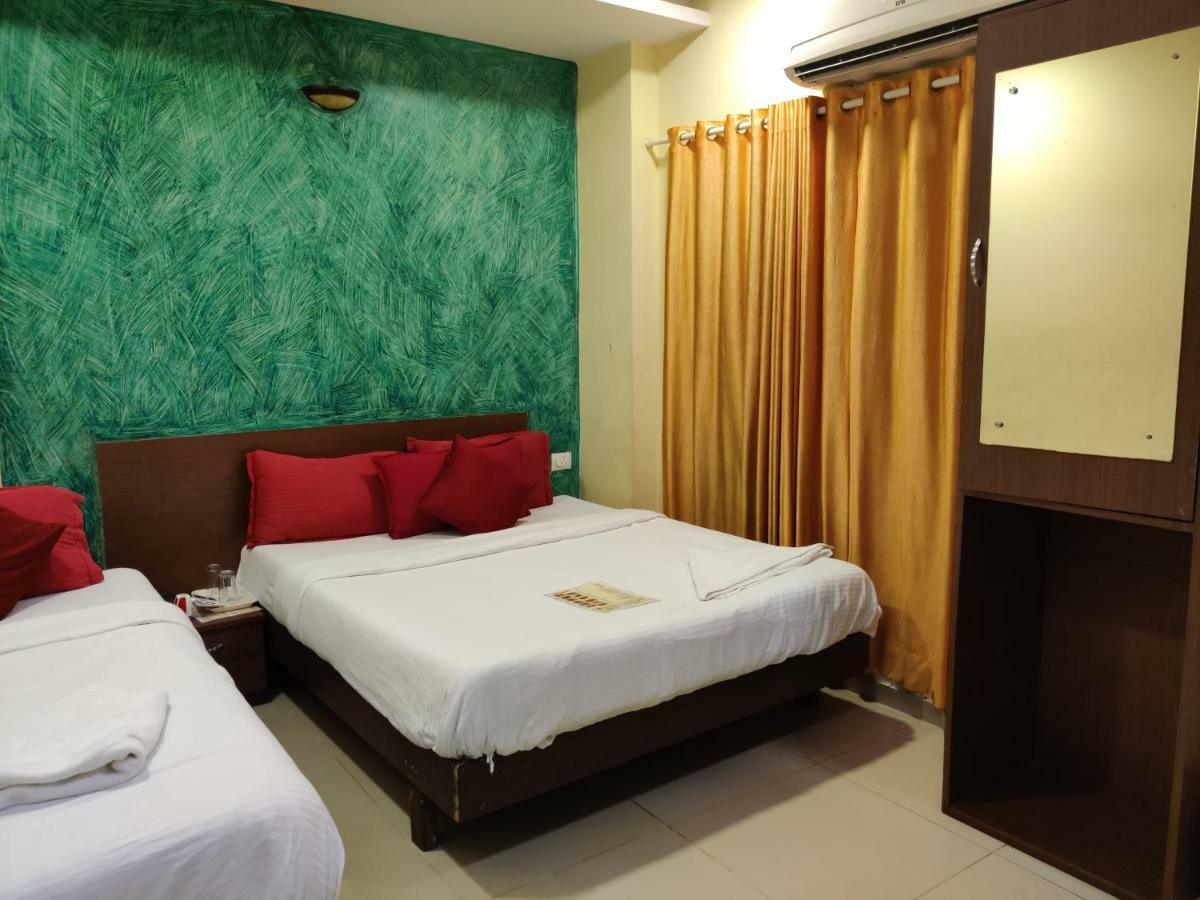 Hotel O Golden Sagar มุมไบ ภายนอก รูปภาพ