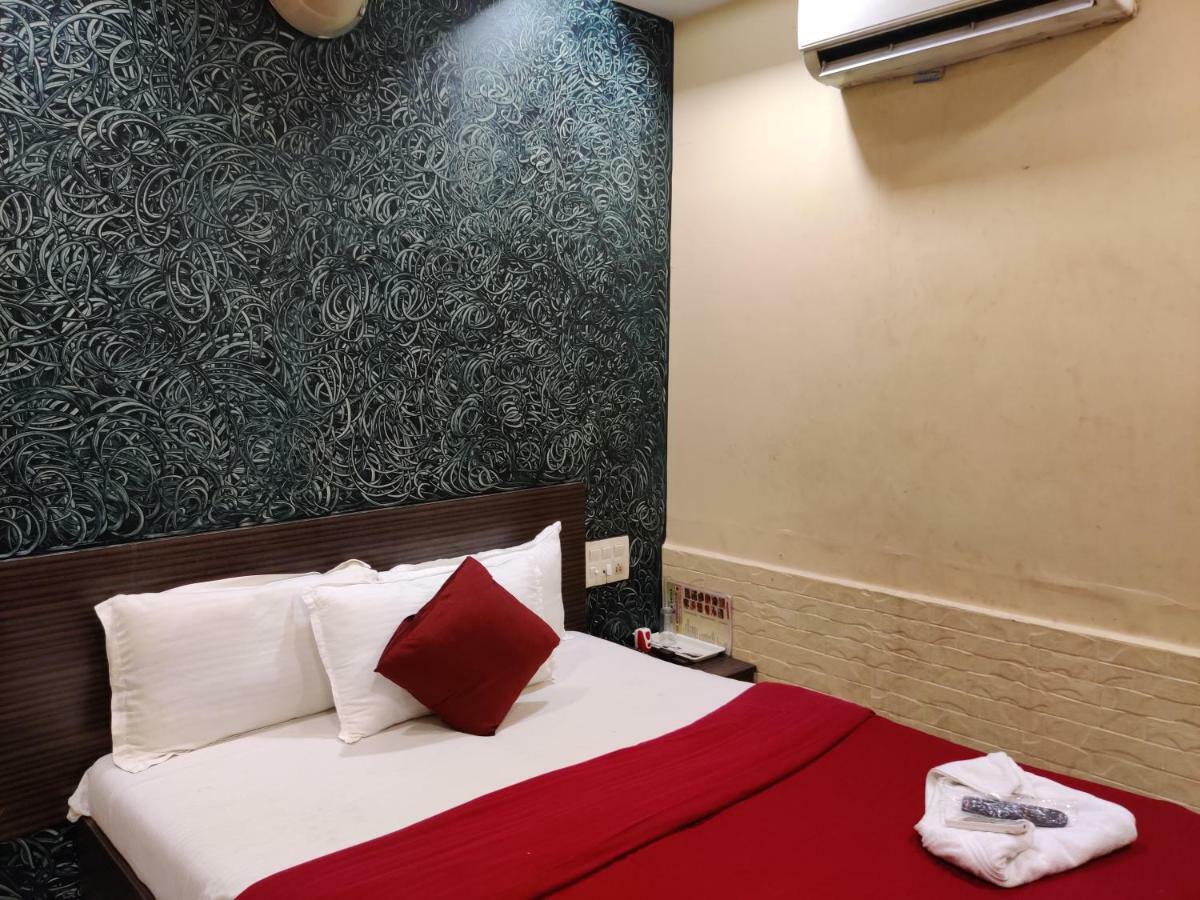 Hotel O Golden Sagar มุมไบ ภายนอก รูปภาพ